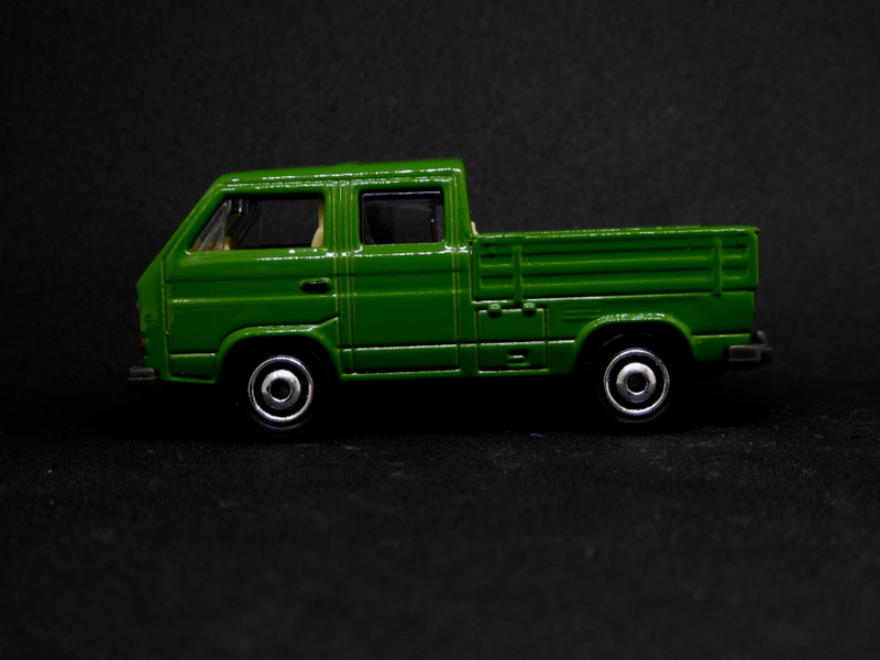 Illustration for article titled Hot Sixty 4th: Custom T3 Transporter Thursday